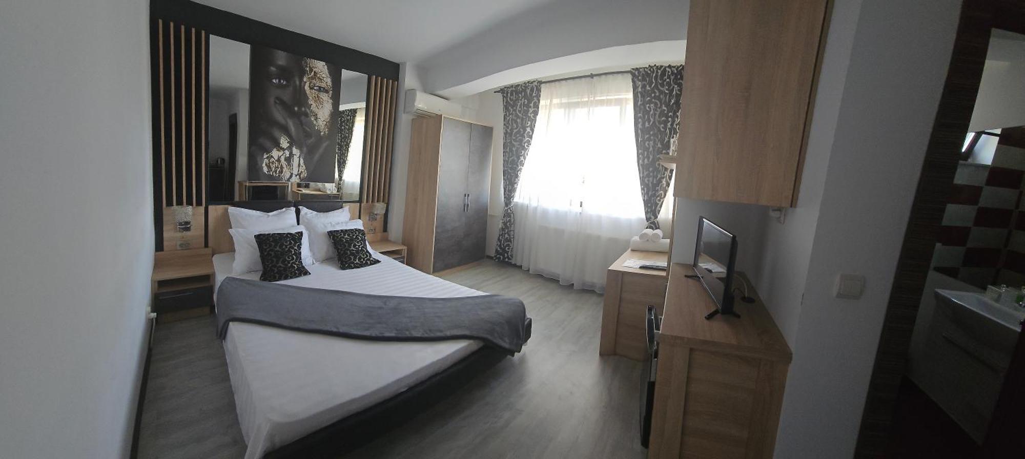 Theline Hotel Bucureşti Exterior foto
