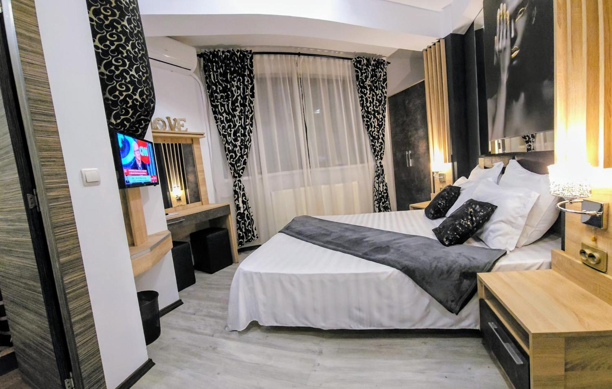Theline Hotel Bucureşti Exterior foto